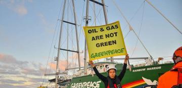 Greenpeace told to pay oil firm hundreds of millions in damages 