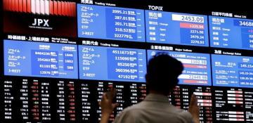 Asian stocks edge higher after Wall Street's gains and expectations of softer tariffs