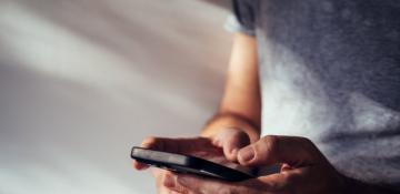 US NSA alerts iPhone, Android users to vulnerability in messaging apps