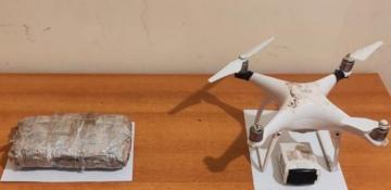 Azerbaijani border guards intercept drone smuggling drugs from Iran -  PHOTO 