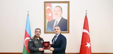 Azerbaijani defense minister awards Turkish defense giant Baykar’s CEO 