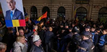 Romanian far-right candidate disqualified from May presidential election