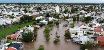 Argentina declares three days of national mourning as flood death toll rises  VIDEO 