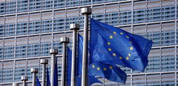 Analysis-EU’s red tape cuts leave big businesses wanting more 
