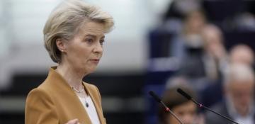 EU chief reveals 800-billion-euro plan to 