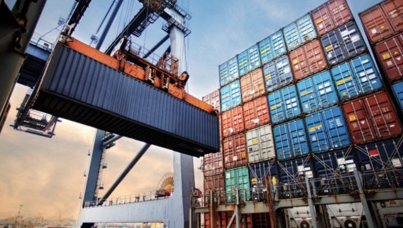 Tesla UK sales grow despite concerns over Musk’s political ties 