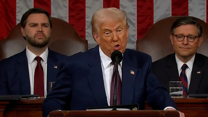 Trump says Zelensky ready to sign a deal