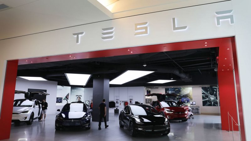 Tesla faces drop in first-quarter deliveries amid weak demand, Musk backlash