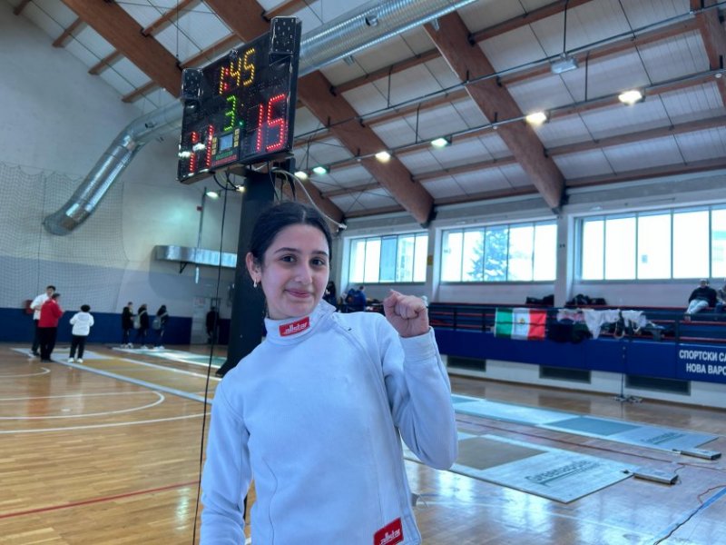 Azerbaijani fencer wins gold at Gymnasiade 