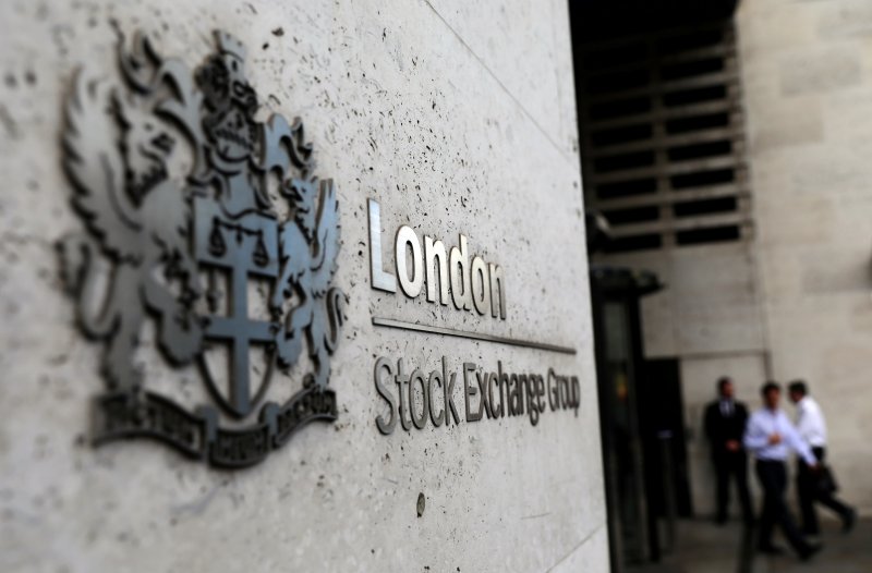 FTSE 100 dips to one-year low amid growing recession fears