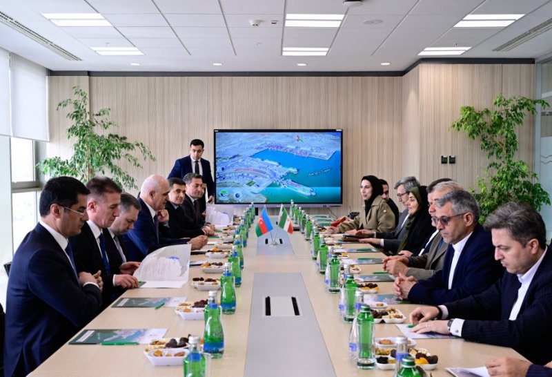 News about - Azerbaijani and Iranian delegations visit Baku International Sea Trade Port