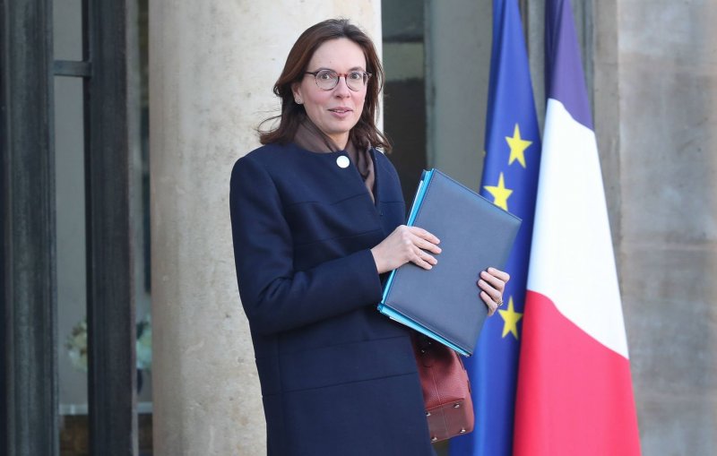 France aims for additional spending cuts amid budget plan pressure 