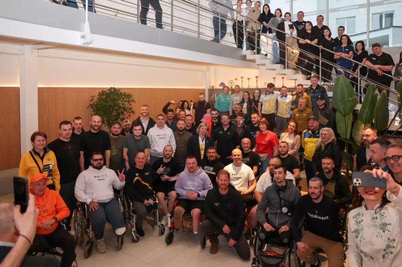 Prince Harry visits Ukraine, meets with war victims in surprise trip 