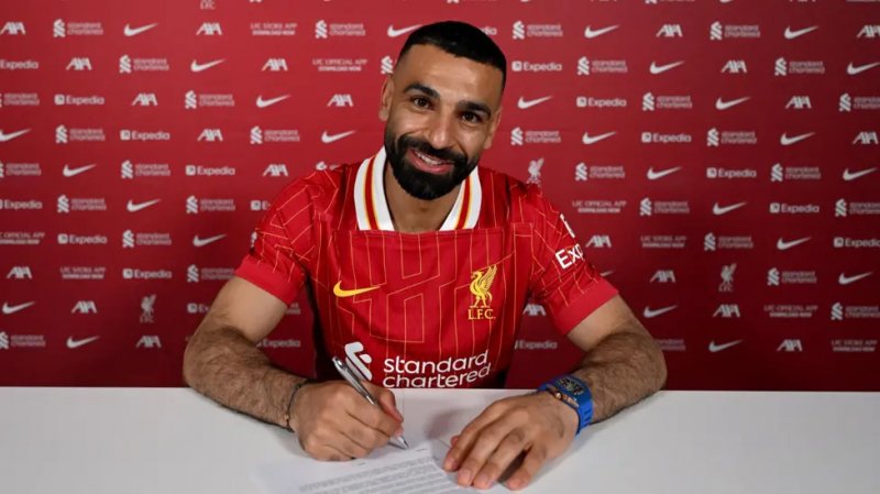 Mohamed Salah signs new contract with Liverpool