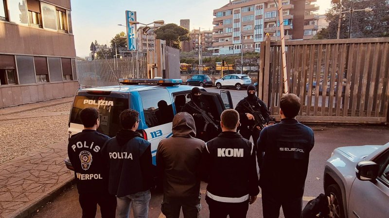 Türkiye arrests criminal organization leader wanted by Italy 