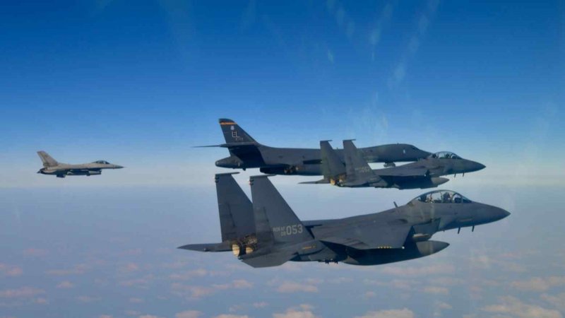 South Korea, US stage joint air drills involving B-1B bomber