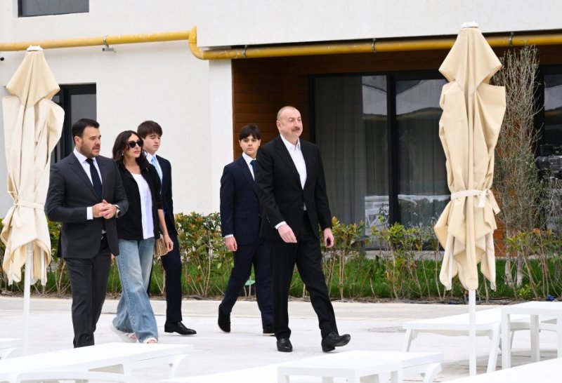 2025/04/17449-6979979788.jpg + President Aliyev and First Lady Mehriban Aliyeva review ongoing projects at Sea Breeze Resort News about - President Aliyev and First Lady Mehriban Aliyeva review ongoing projects at Sea Breeze Resort