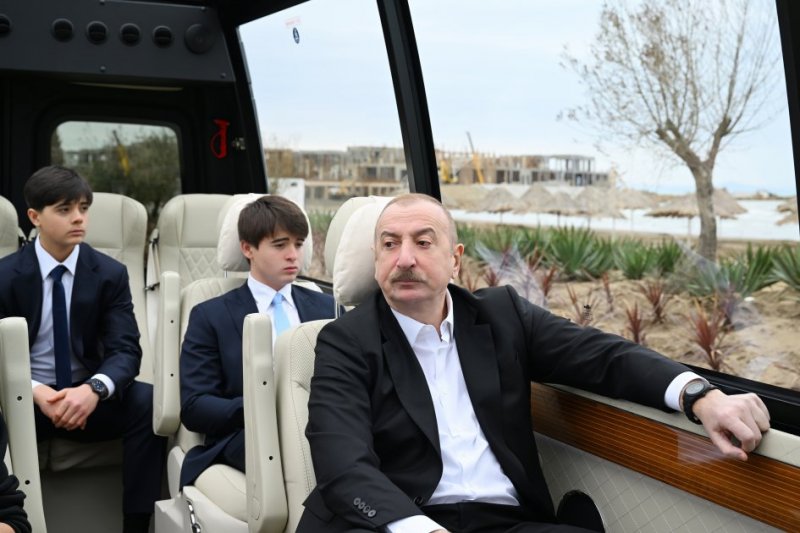 2025/04/17449-6979979788.jpg + President Aliyev and First Lady Mehriban Aliyeva review ongoing projects at Sea Breeze Resort News about - President Aliyev and First Lady Mehriban Aliyeva review ongoing projects at Sea Breeze Resort