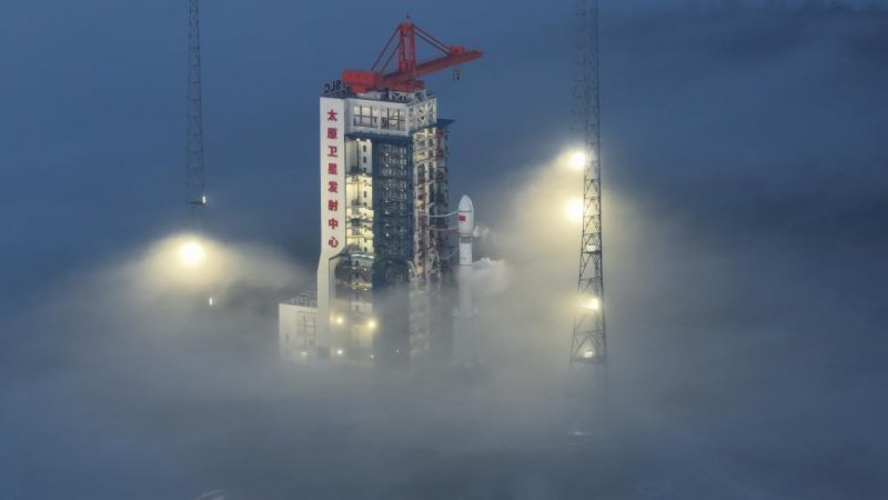 China successfully launches six new test satellites