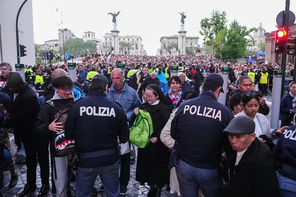News about -  In Photos: Crowds gather in Vatican for Pope Francis’ funeral