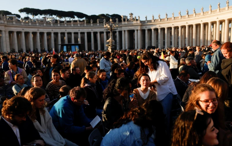 News about -  In Photos: Crowds gather in Vatican for Pope Francis’ funeral