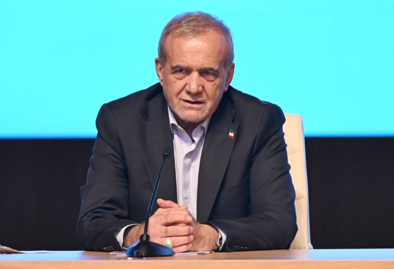 Iran and Azerbaijan can be a crossroads connecting East to West and North to South - Pezeshkian