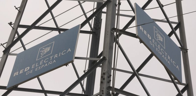 Spanish government convenes crisis meeting over power outage
