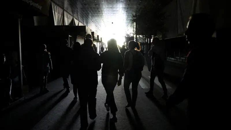 Spain declares state of emergency after massive power outage