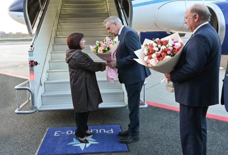 Azerbaijan’s parliamentary speaker arrives in Russia for working visit