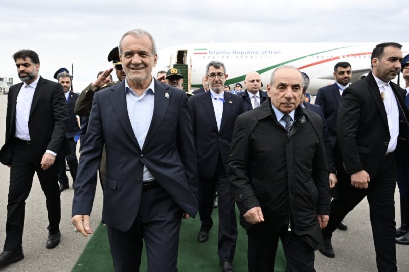 Iran's president arrives in Azerbaijan for official visit -  UPDATED 