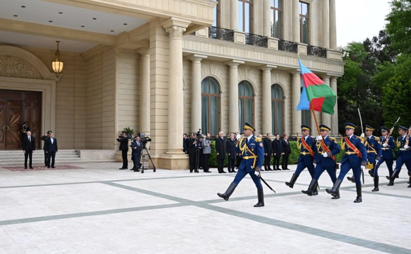 News about - Azerbaijani, Iranian presidents hold limited-format meeting in Baku