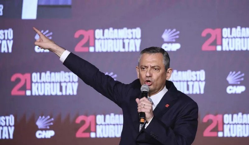 Türkiye’s opposition party reelects chairman after Istanbul mayor’s arrest