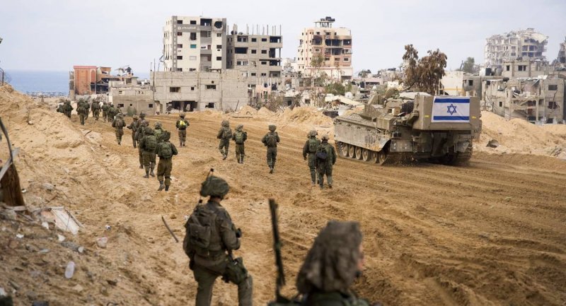 Israel continues its military operations in both southern and northern regions of the Gaza Strip