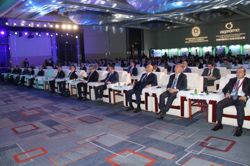 Azerbaijan’s favorable investment climate highlighted in Beijing