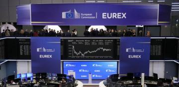 European stock futures tumble after Trump announces new tariffs