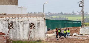 Three dead as strong winds and rain hit southern Spain 