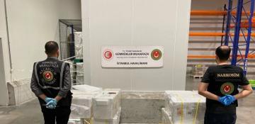 Turkish police seize over 455 kg of cocaine at Istanbul Airport: ministry 