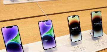 iPhone prices could skyrocket to $3,500 if made in US, analyst warns