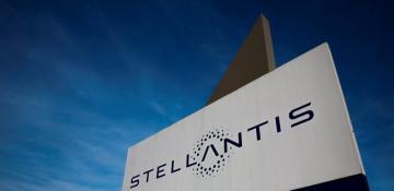 Stellantis reports drop in first-quarter shipments 