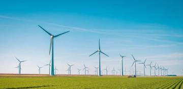 Azerbaijan boosts green energy production in Q1 2025