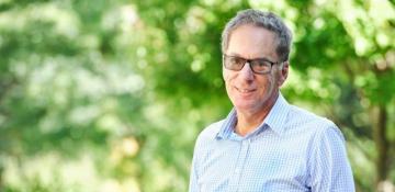  VIDEO: Trump’s global tariff war disrupts markets and exposes limits of U.S. power – Alan Cafruny 