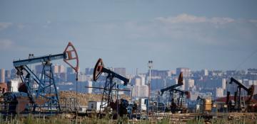 Oil extends rally on supply concerns, easing US rhetoric