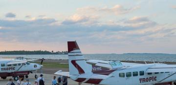 US citizen fatally shot by passenger after attempted plane hijacking 