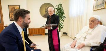 Pope extends ‘Happy Easter’ wishes to joyful Vatican crowds following brief meeting with Vance