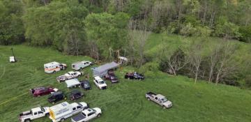 A small plane crashed in Tennessee, resulting in the deaths of all three people aboard