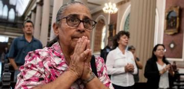 'God chose this day' - World's Catholics mourn Pope's Easter death 