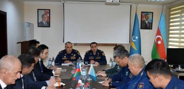 Kazakh delegation visits Azerbaijani Air Force 