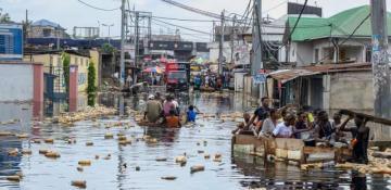 Severe flooding forces mass displacement in DR Congo