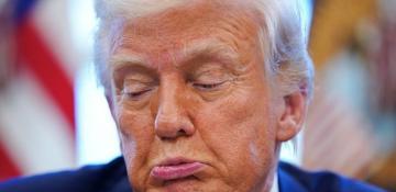 Trump hints at tariff exemptions as China warns of ’humanitarian crisis’ 