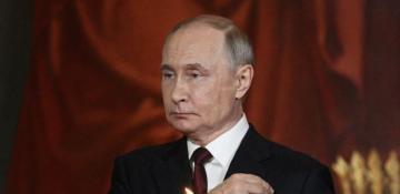 Putin declares Easter ceasefire over, Russia open to peace talks 